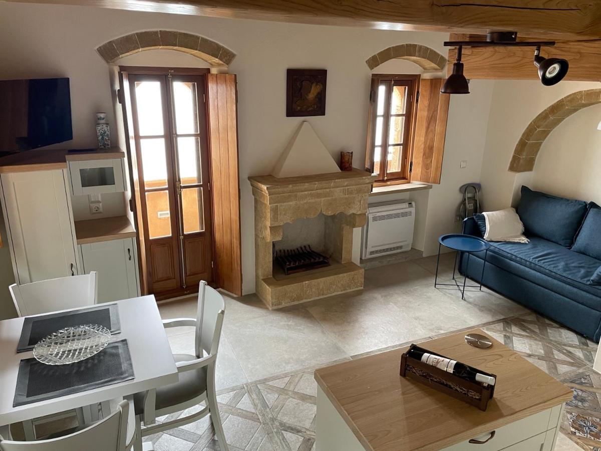 Monovasia Suites Anopolis Monemvasia Ngoại thất bức ảnh