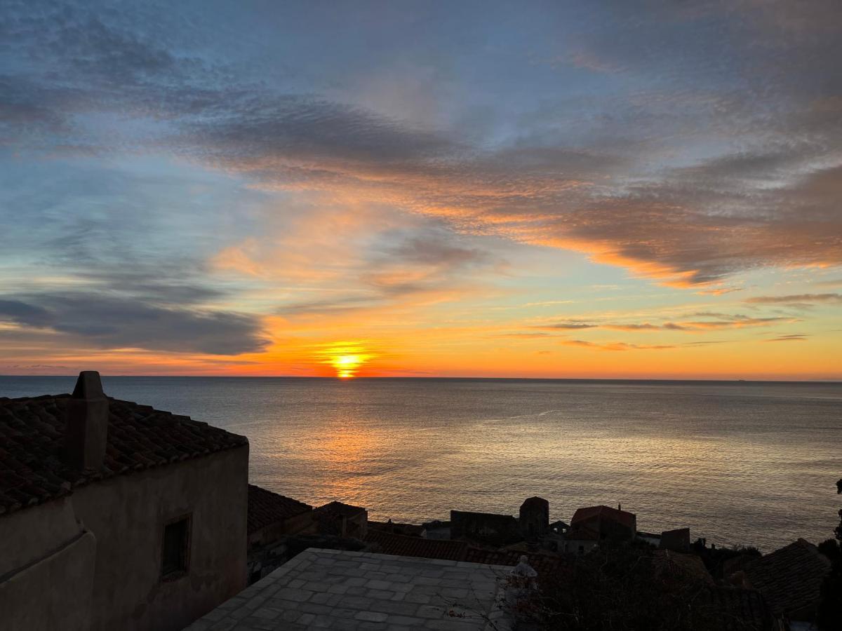 Monovasia Suites Anopolis Monemvasia Ngoại thất bức ảnh