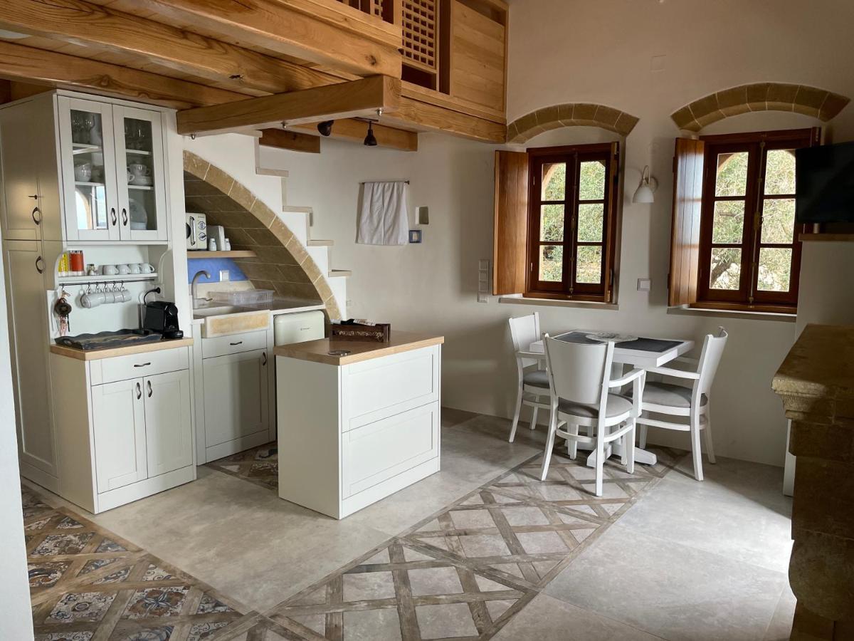 Monovasia Suites Anopolis Monemvasia Ngoại thất bức ảnh
